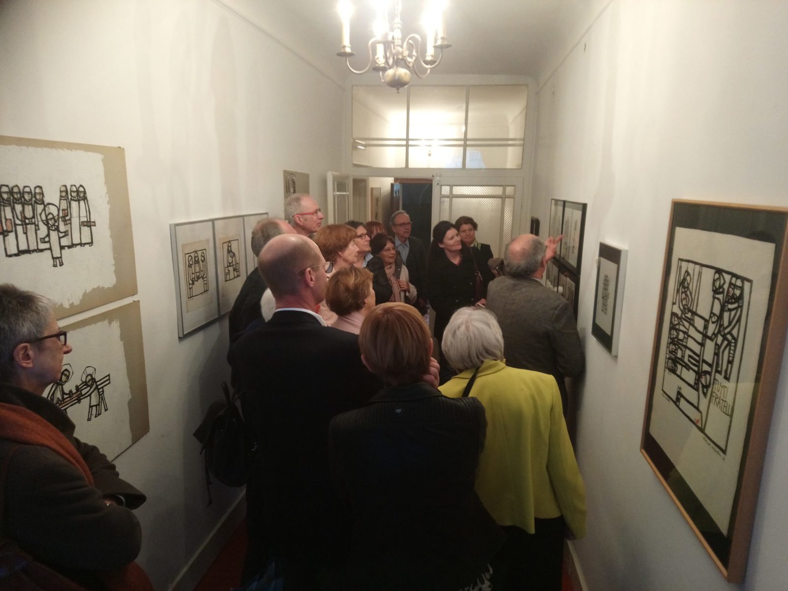 5 Visite guidée par W. Tschopp de l'exposition Robert Héritier au siège de la FAA, le 23 mars 2019 (Amis de la FAA)