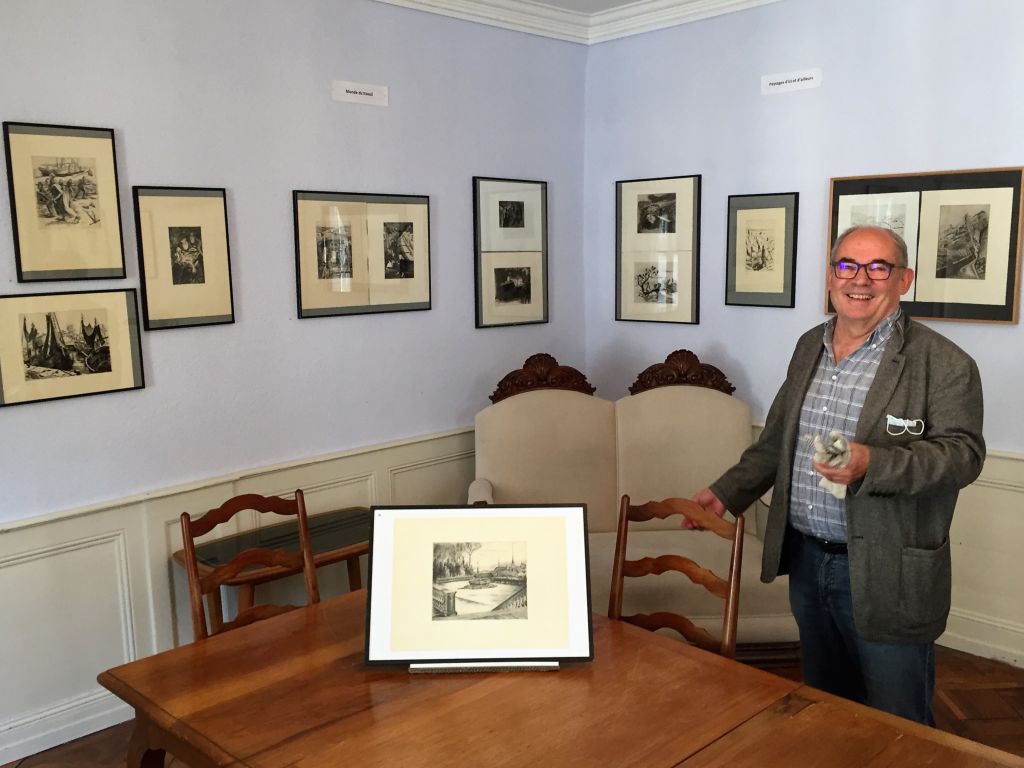 Walter Tschopp, conservateur de la FAA et commissaire de l'exposition Marie-Louise Carrard
